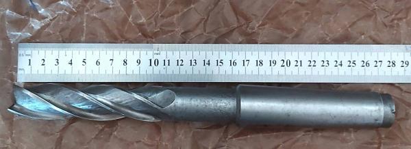 Фреза концевая 26,0 мм, удлиненная, к/х, Р6М5, КМ4, 4-х перая, 270/110 мм, ГОСТ 17026-71, СССР.